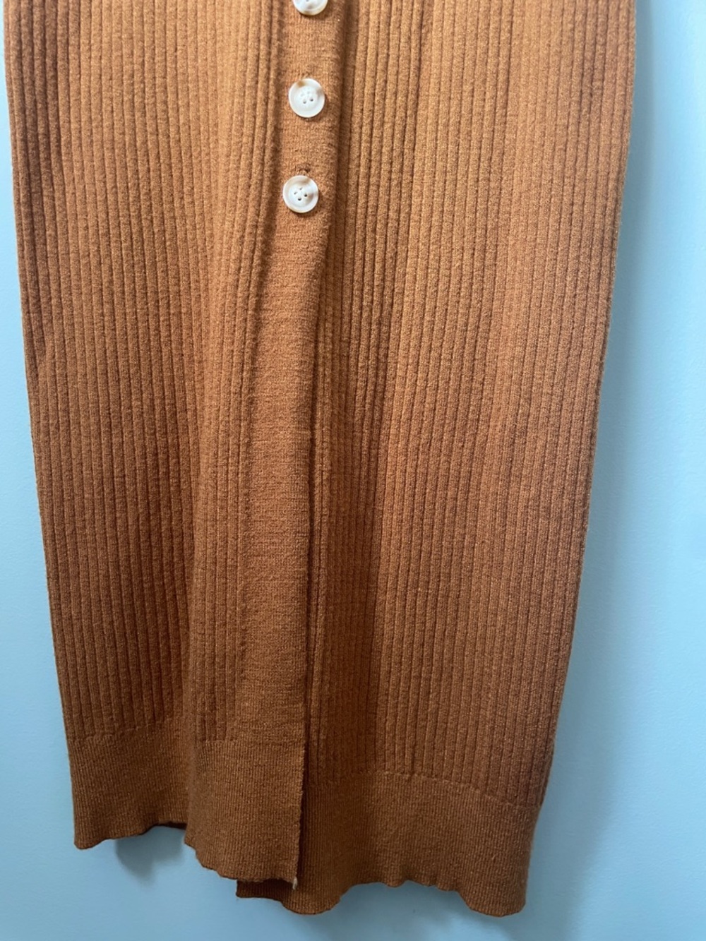 Heartloom Ribbed Button-Front Long Sleeve Midi Dress in Rust - Picture 4 of 7